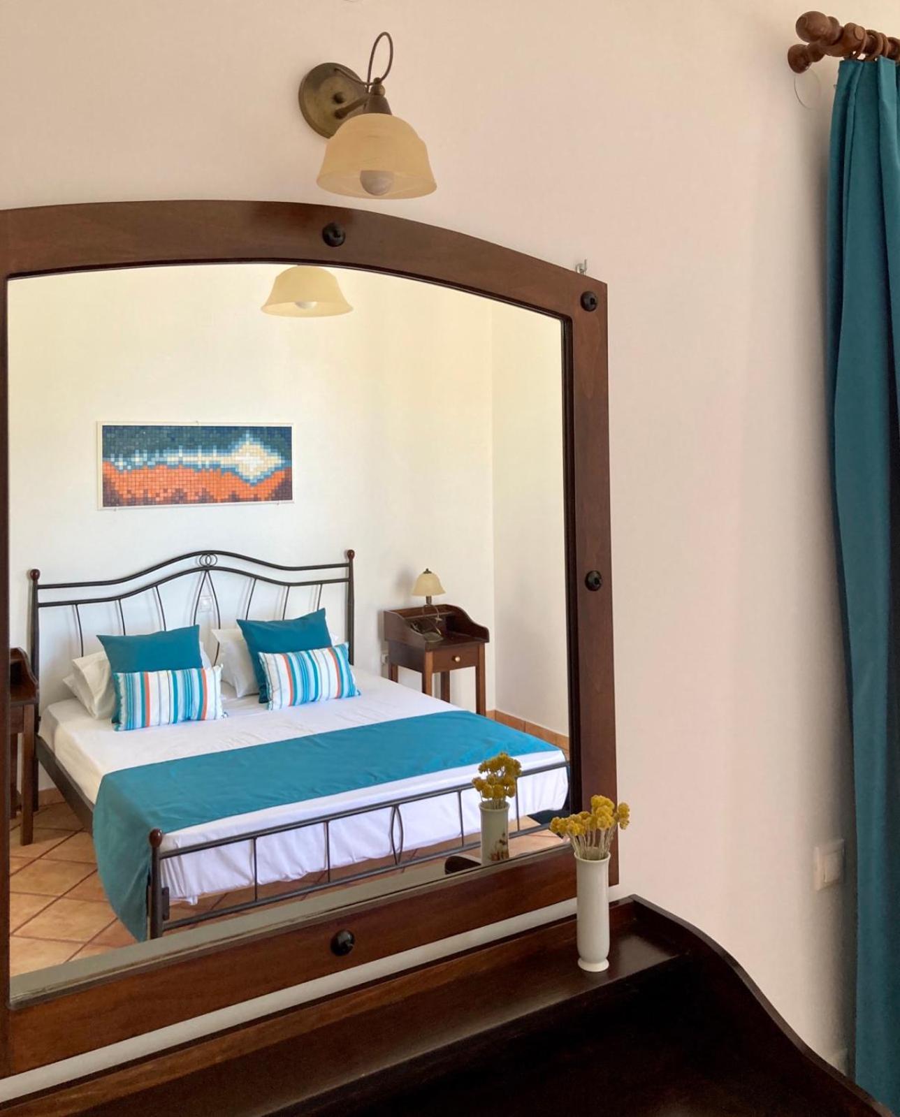 Syrou Lotos Studios & Apartments (Adults Only) Kini Chambre photo